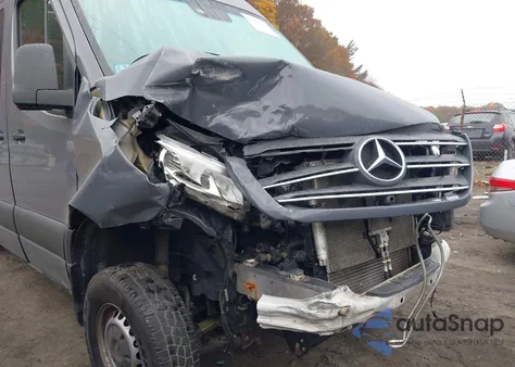 2019 Mercedes-Benz Sprinter 2500 High Roof V6 z USA, uszkodzony, nr VIN WD4FF1CD3KT011868